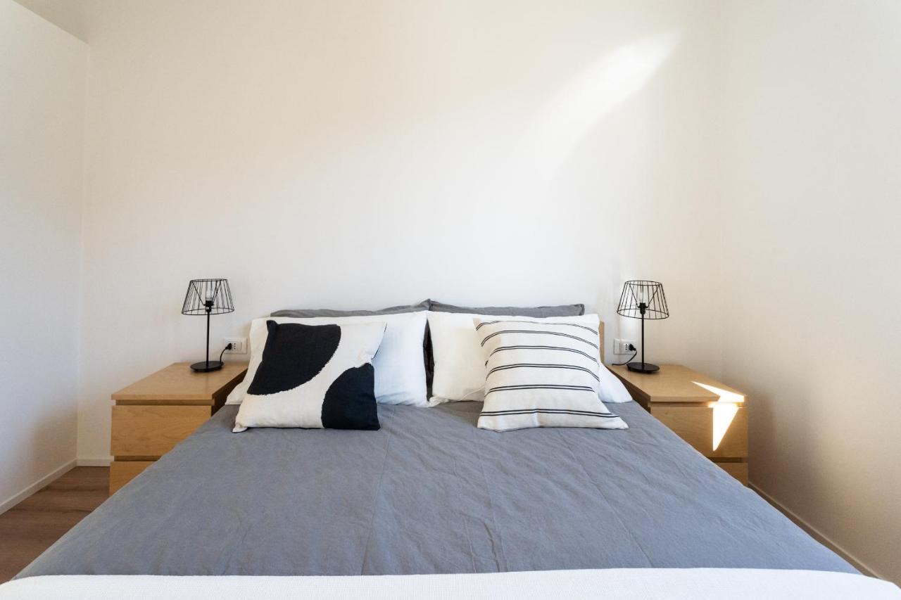 Lovely Corner In The Heart Of The Lake By Rent All Como Exterior foto